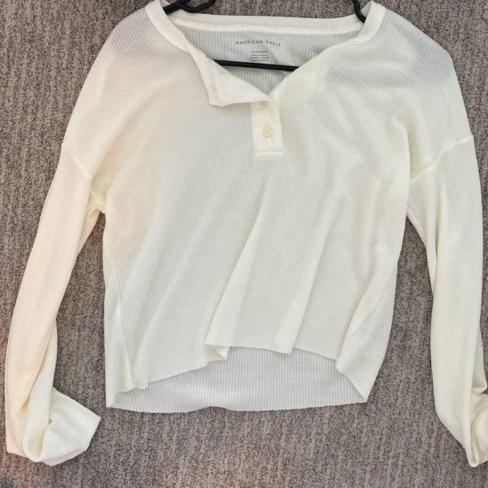 American Eagle cropped Henley